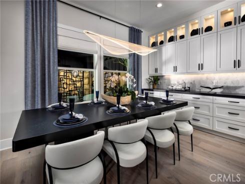 145 Apron , Irvine, CA