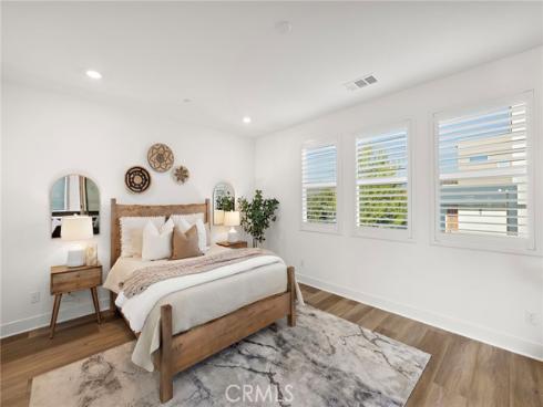 312  Merit  , Irvine, CA