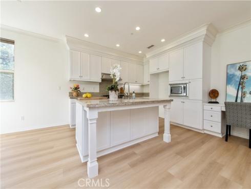 27  Maycrest  , Irvine, CA