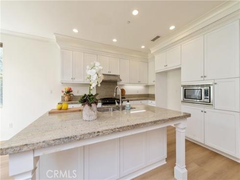 27  Maycrest  , Irvine, CA