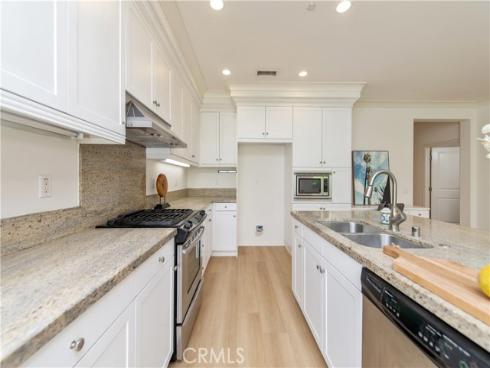 27  Maycrest  , Irvine, CA