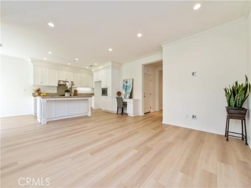 27  Maycrest  , Irvine, CA