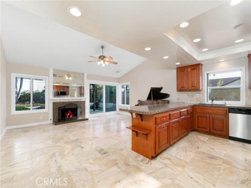 2  Mccormick  , Irvine, CA