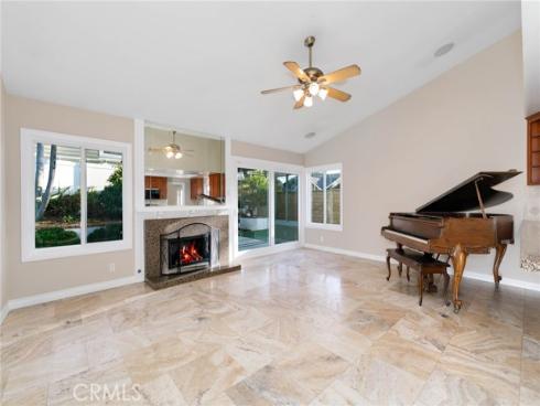 2  Mccormick  , Irvine, CA