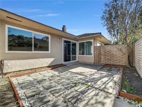 8  Dogwood  , Irvine, CA