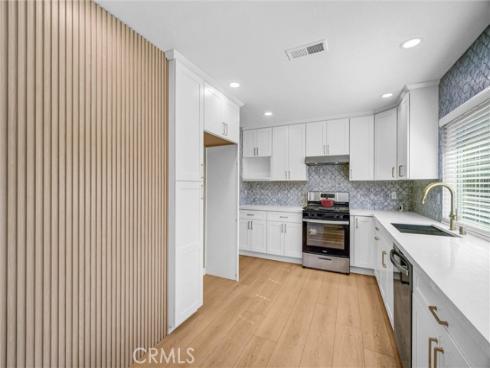 8  Dogwood  , Irvine, CA