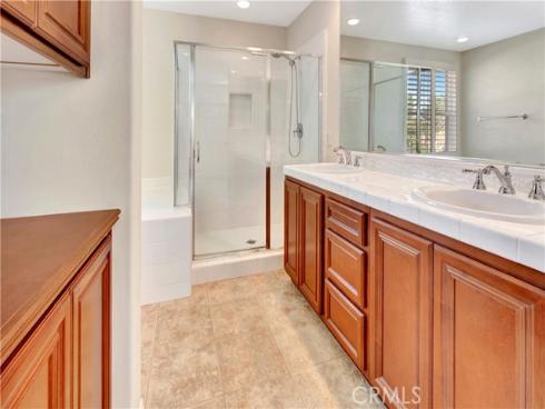 10  Rutherford  , Irvine, CA