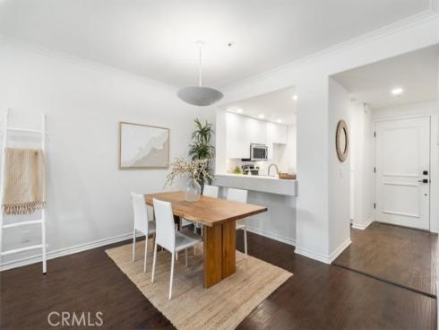 2233 Martin 216 , Irvine, CA