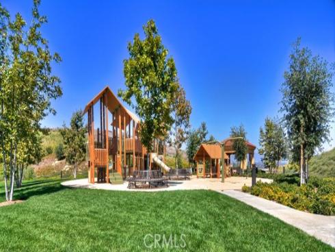 61  Lupari  , Irvine, CA