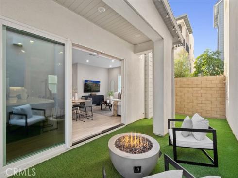 114  Source  , Irvine, CA