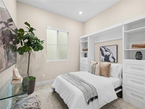 114  Source  , Irvine, CA