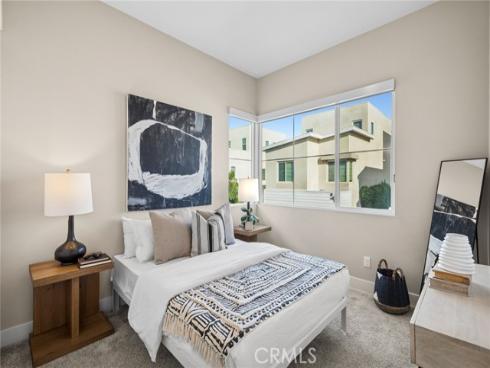 114  Source  , Irvine, CA