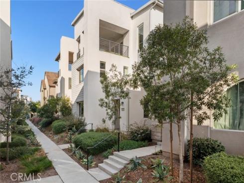 114  Source  , Irvine, CA