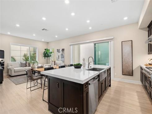 114  Source  , Irvine, CA