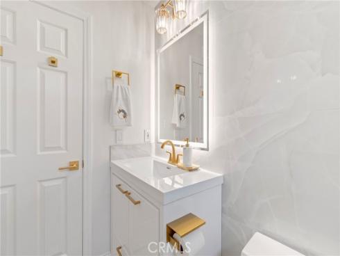 29  Cedarlake #53  , Irvine, CA