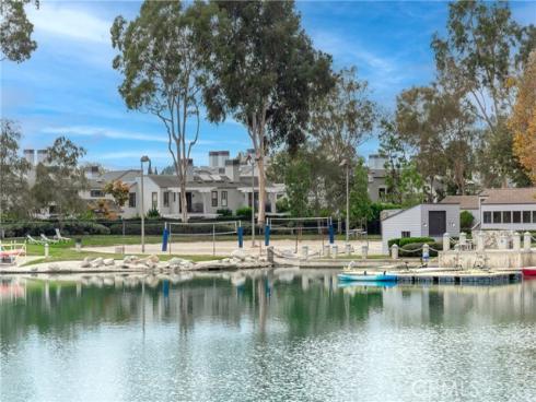 29  Cedarlake #53  , Irvine, CA