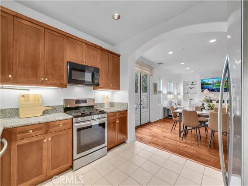 65  Chantilly  , Irvine, CA