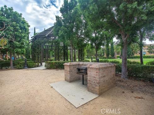 65  Chantilly  , Irvine, CA