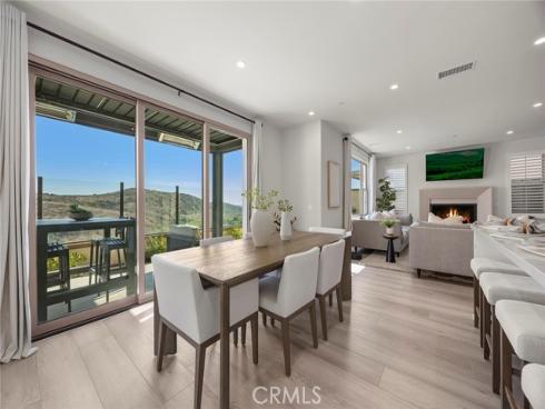 208  Canterbury  , Irvine, CA