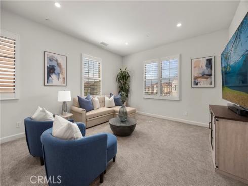 208  Canterbury  , Irvine, CA