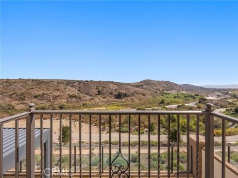 208  Canterbury  , Irvine, CA