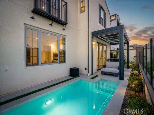 208  Canterbury  , Irvine, CA