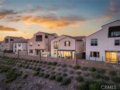 208  Canterbury  , Irvine, CA