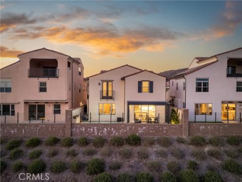 208  Canterbury  , Irvine, CA