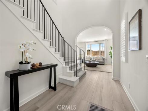 208  Canterbury  , Irvine, CA