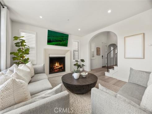 208  Canterbury  , Irvine, CA