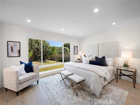 5071  Bayonne   Circle, Irvine, CA