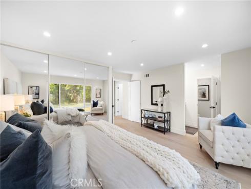 5071  Bayonne   Circle, Irvine, CA