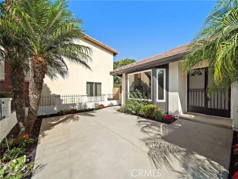 5071  Bayonne   Circle, Irvine, CA