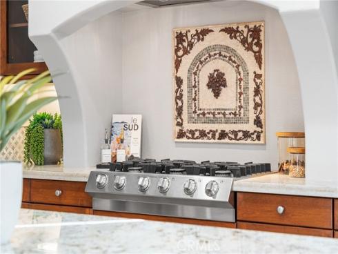 38  Upperbend  , Irvine, CA