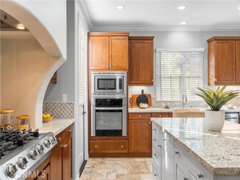 38  Upperbend  , Irvine, CA