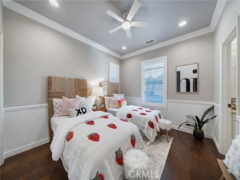 38  Upperbend  , Irvine, CA