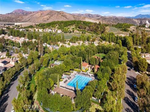 38  Upperbend  , Irvine, CA