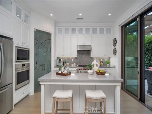 343  Paradiso  , Irvine, CA