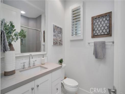 343  Paradiso  , Irvine, CA