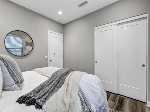 107 Copeland , Irvine, CA