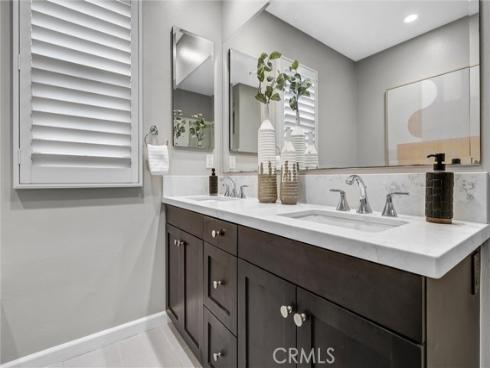 107 Copeland , Irvine, CA