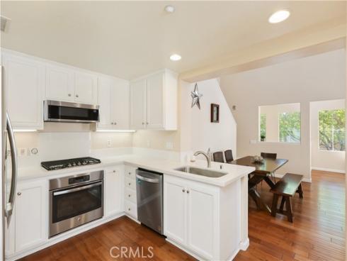 51  Olivehurst  , Irvine, CA