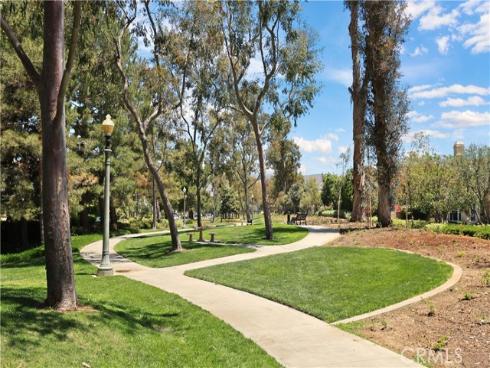 51  Olivehurst  , Irvine, CA