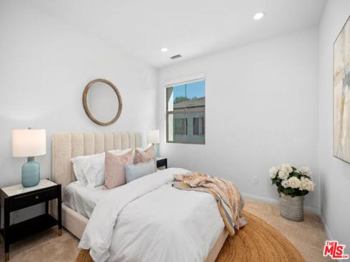 120 Okra , Irvine, CA