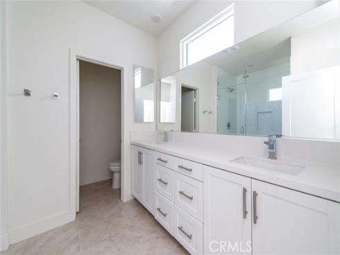 16321 Veterans Way , Irvine, CA