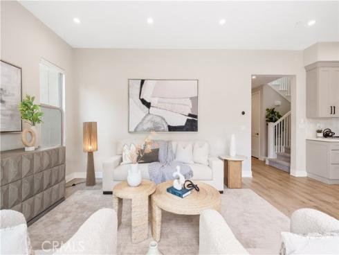 157 Fairgreen , Irvine, CA