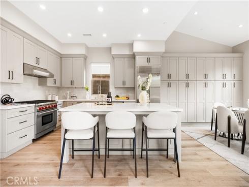 157 Fairgreen , Irvine, CA