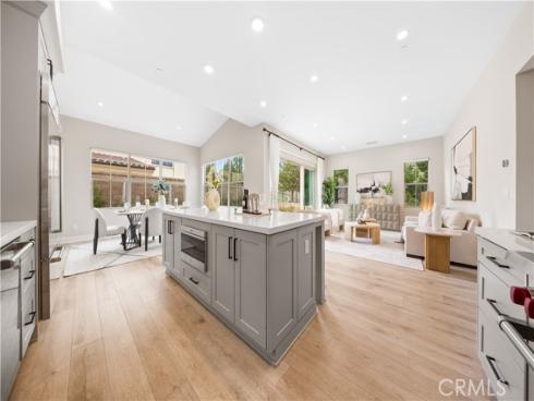 157 Fairgreen , Irvine, CA