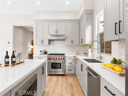 157 Fairgreen , Irvine, CA