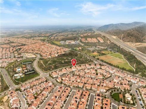 157 Fairgreen , Irvine, CA